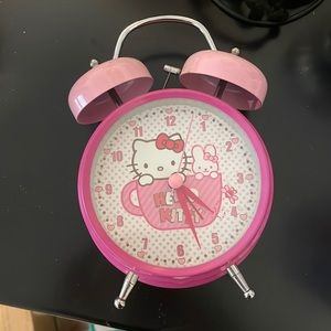 Vintage Hello Kitty Clock